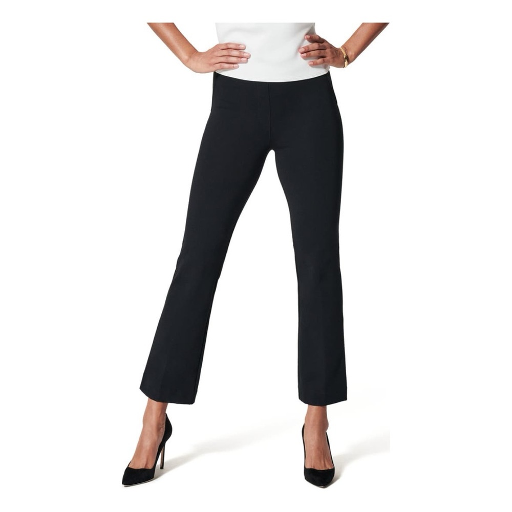 ★ Spanx SPANXsupersmooth"'' PerfectFit
Ponte Kick Flare Pants - Black ★